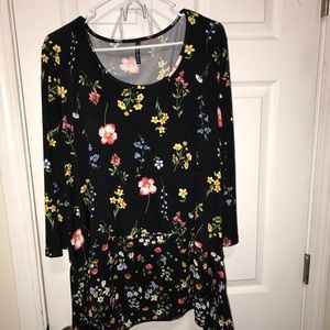 NWT Women’s Floral Blouse